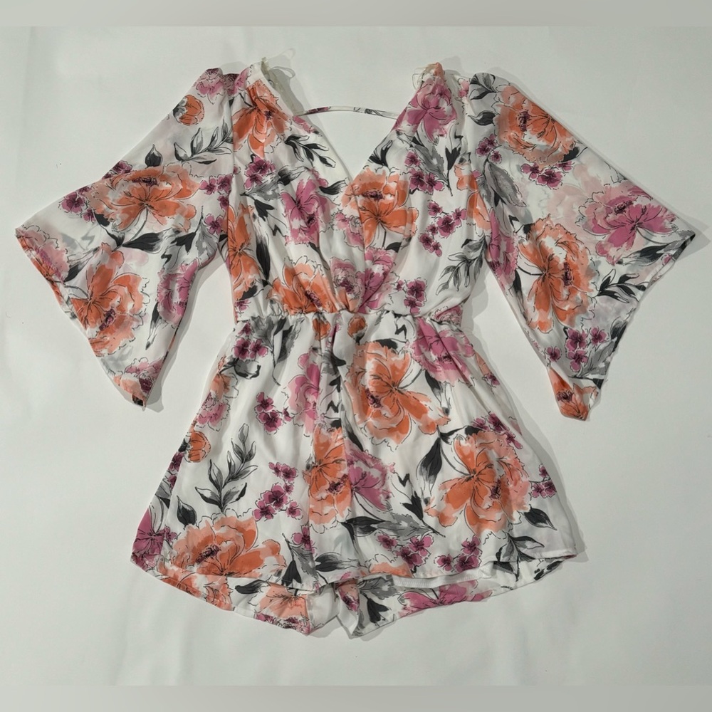 Charlotte Russe Floral Romper Size Medium